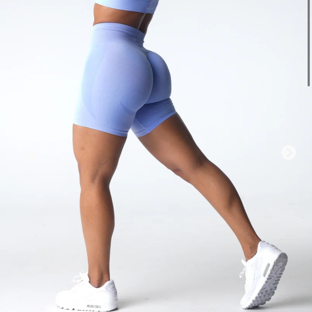 NVGTN Women's Periwinkle Bike Shorts